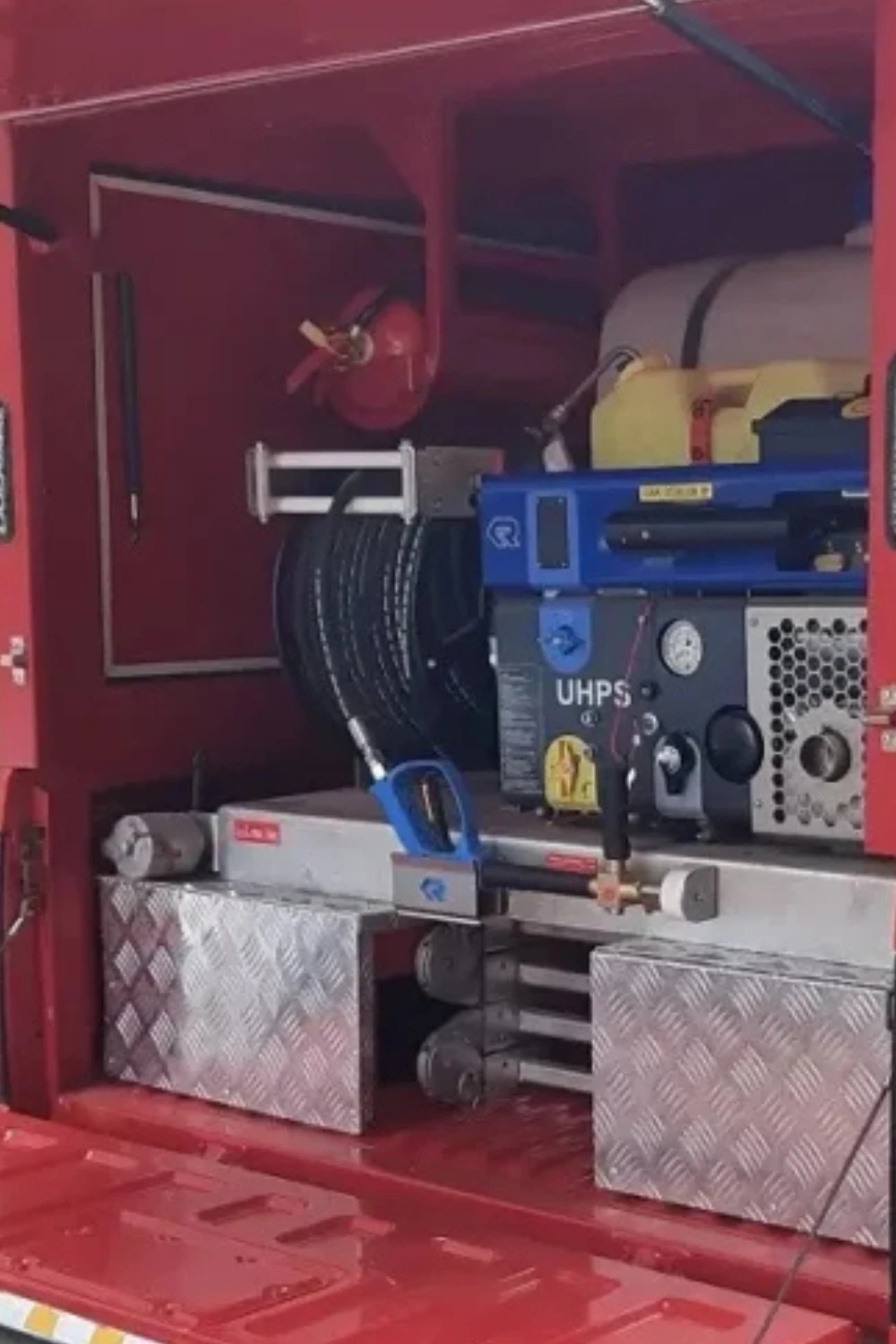 Rapid Intervention Vehicle equipment detail
